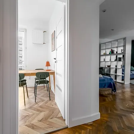 Concierge Grójecka View Apartamento