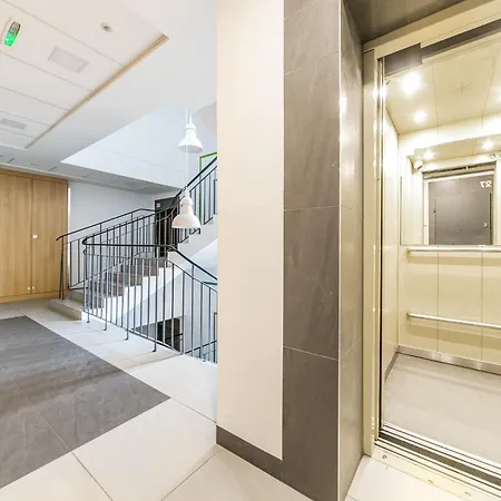 Concierge Grojecka View Apartmán